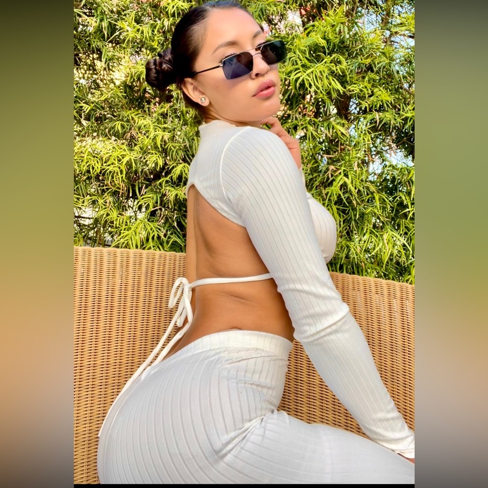 Sorella White Ribbed Set